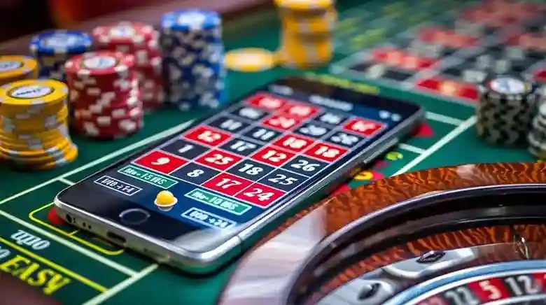Pengguna cukup777 versi mobile bermain menggunakan smartphone dengan nyaman